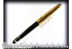 MONTBLANC stylo plume en acier plaqué or et résine noire Ref. 2930. NEUF!