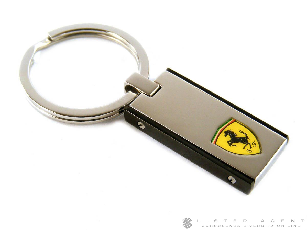 Portachiavi Ferrari in Acciaio 130181046-600 – Intreccio Prezioso